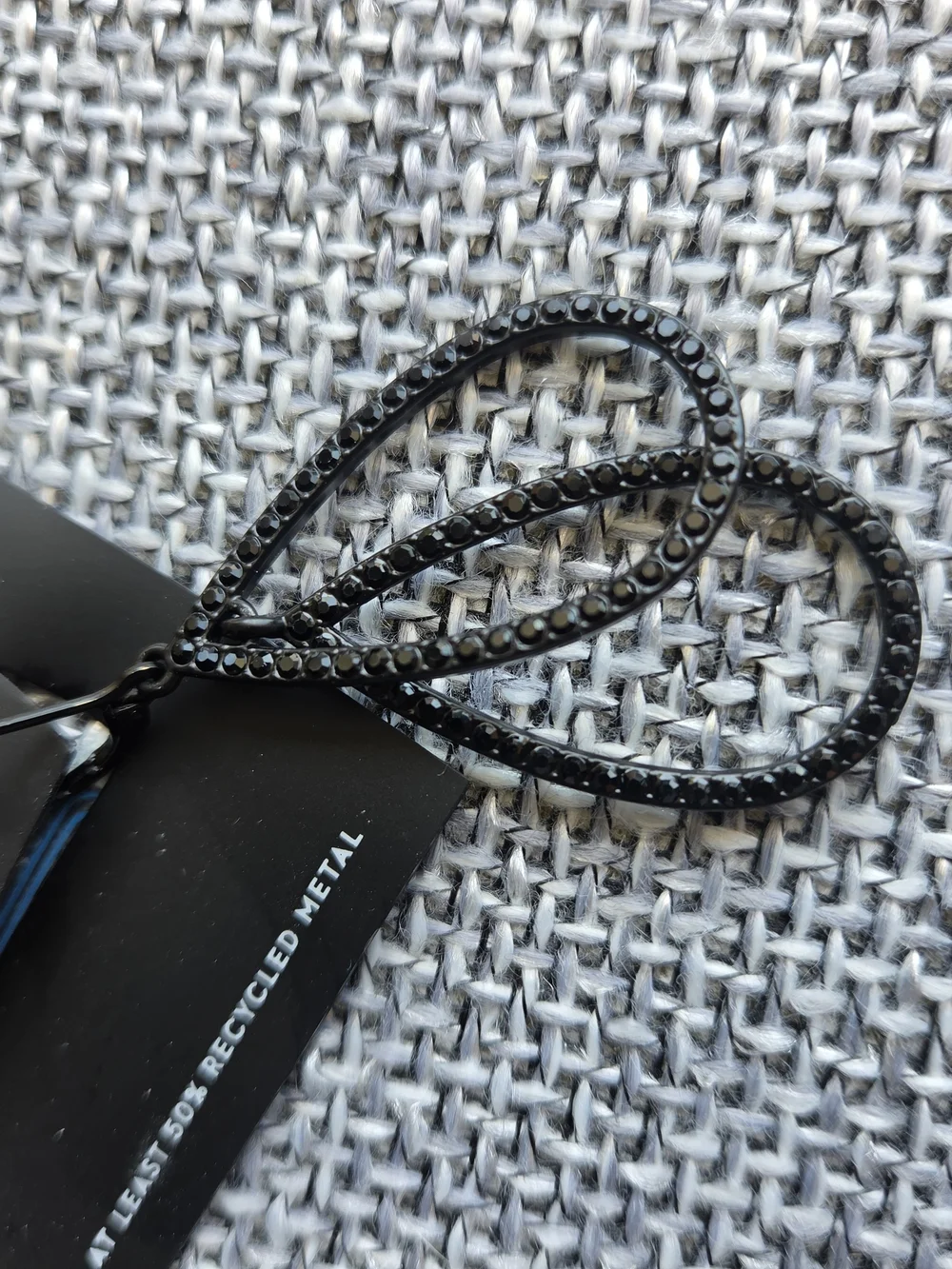 Simply Vera Vera Wang pair dangling